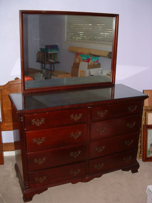Hungerford furniture co. mahogany dresser