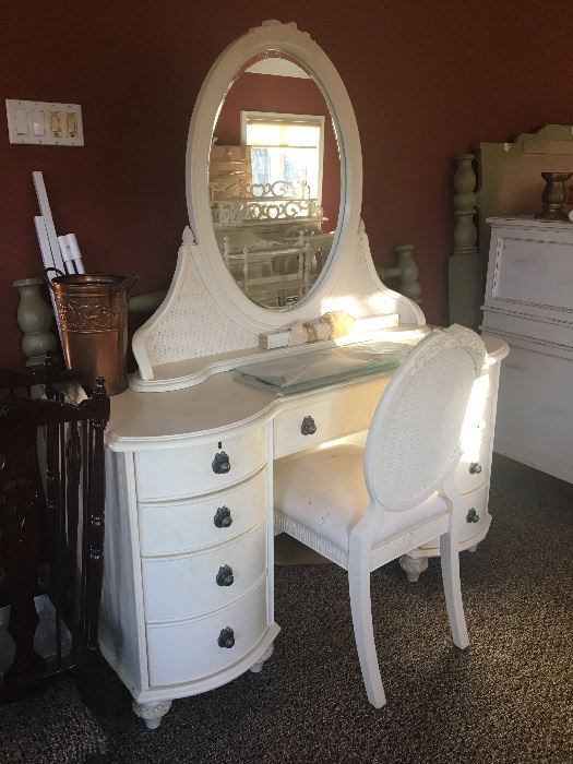 One of TWO vanity's