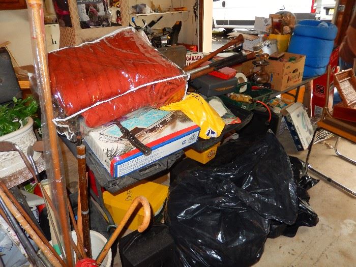 A lot of garage items