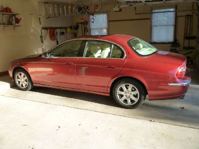 2004  JAGUAR S TYPE ABOUT 98,000 MILES