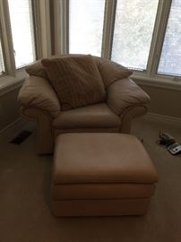 Due Lenee Salotti Made in Italy Leather Chair and Ottoman