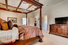 Gorgeous furnishings.