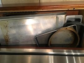Bakeware.