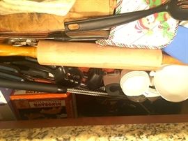 Small kitchen tools.