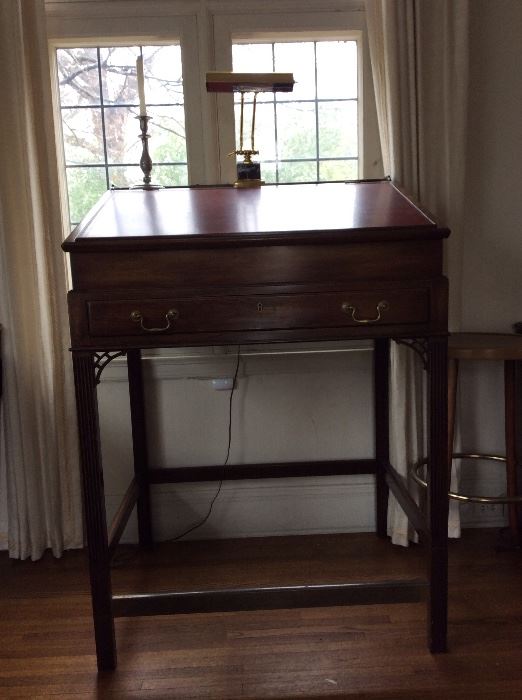 LARGE WAYZATA ESTATE SALE in Wayzata, MN starts on 11/11/2017