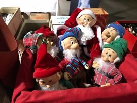 Ashton Drake Snow White and Seven Dwarfs