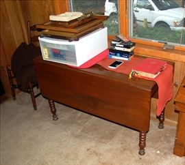 Drop Leaf Table