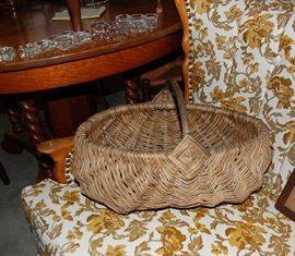 Old Bun Basket