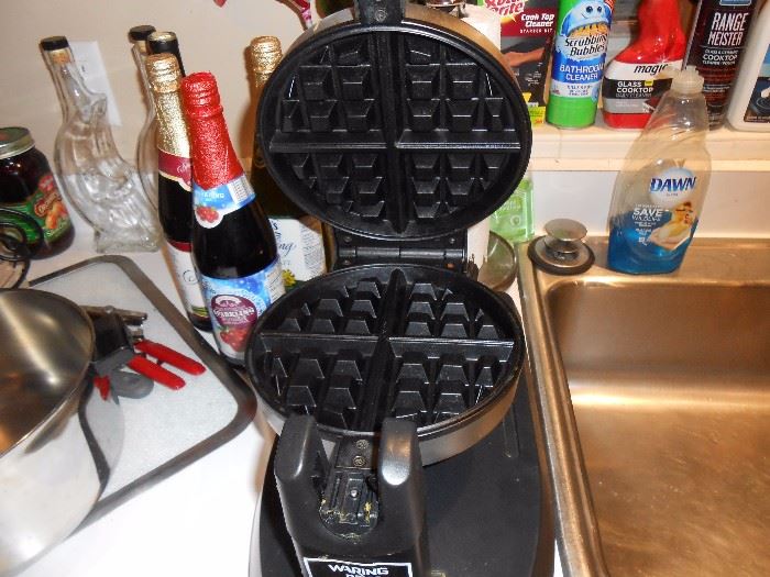 Waring Pro waffle iron