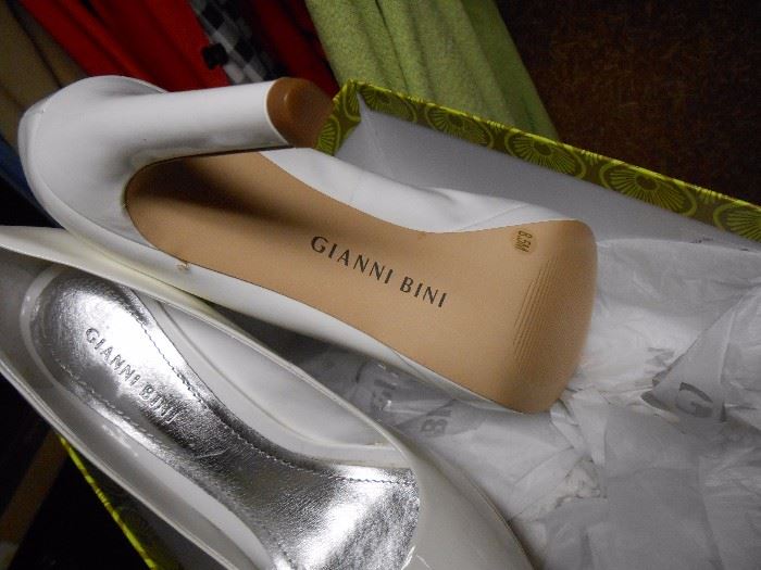 Gianni Bini Ladies shoes