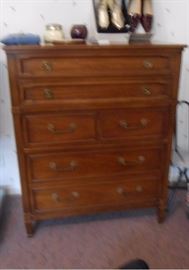 Chest of drawers wood
