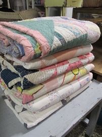 Antique and Vintage quilts, quilt tops, quilt blocks 