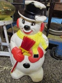 Vintage Light Up Frosty yard ornament with the box