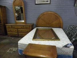Queen Bedroom Set