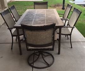 Patio Table w 4 Side Chairs and 2 Swivel Chairs