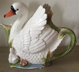 Swan Teapot