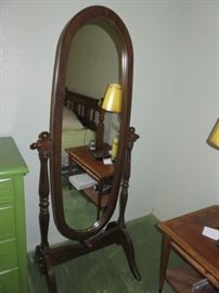 Free Standing Dressing Mirror