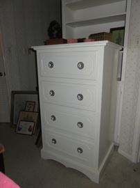 4 Drawer Dresser - There are a Pair!!