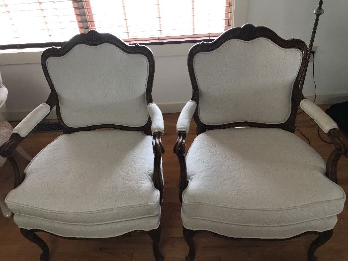 Set of Fench Salon Chairs    Final Sale Price  $ 100.00 pair                      creamy white quilted fabric