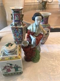 CHINESE PORCELAINS
