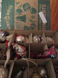 Vintage Christmas Ornaments and Decorations