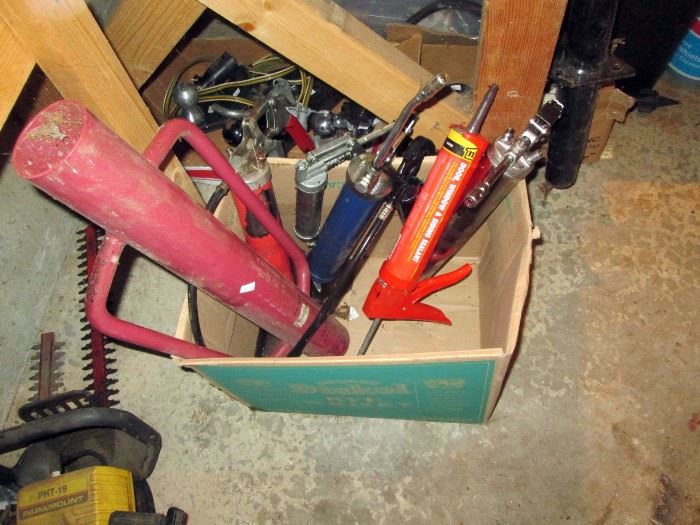 Garage: