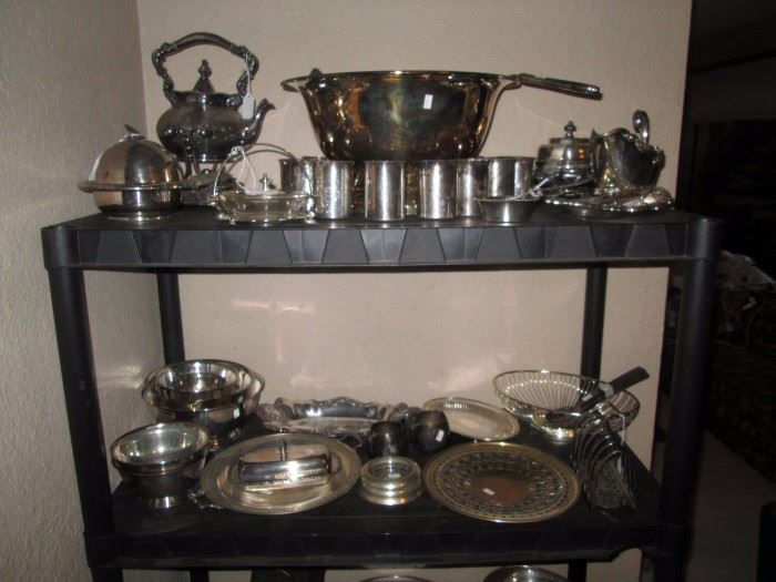 Dining Room: