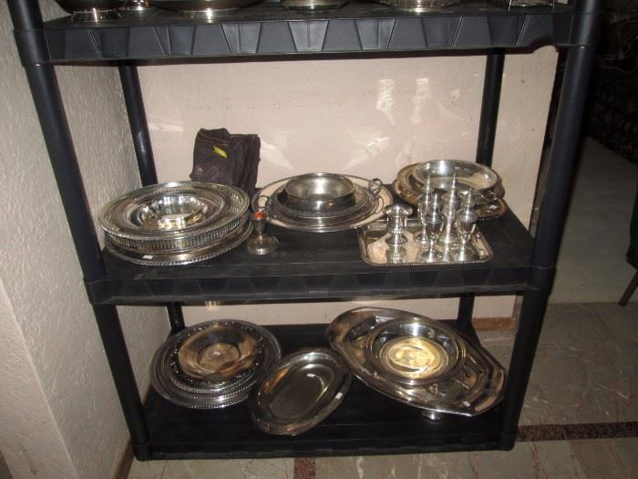 Dining Room: