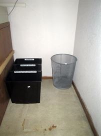 Upstairs Bedroom Right: Waste Paper Baskets