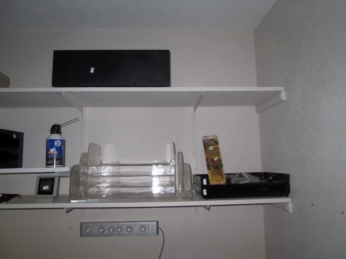 Upstairs Bedroom Right: Paper trays
