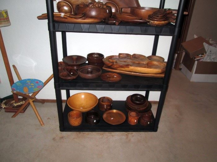 Upstairs Bedroom Left: Hawaiian Bowls, etc.