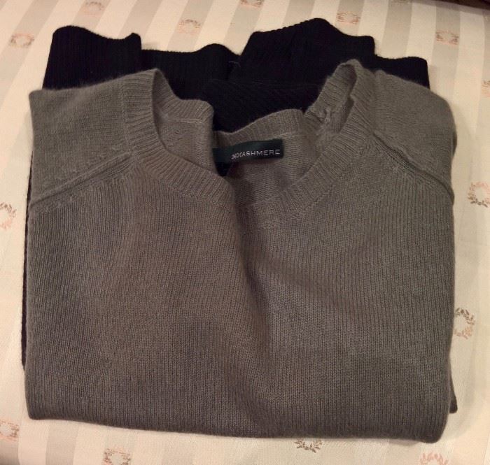 3V  - 360 Cashmere  Grey to Black Sweater  Size L