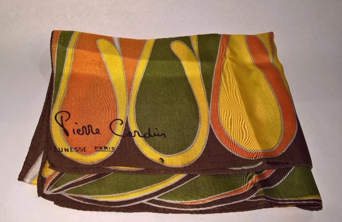 3V  - Pierre Cardin Jeunesse Paris Siil Scarf with Orange, Yellow, Green and Brown  28" x 30"