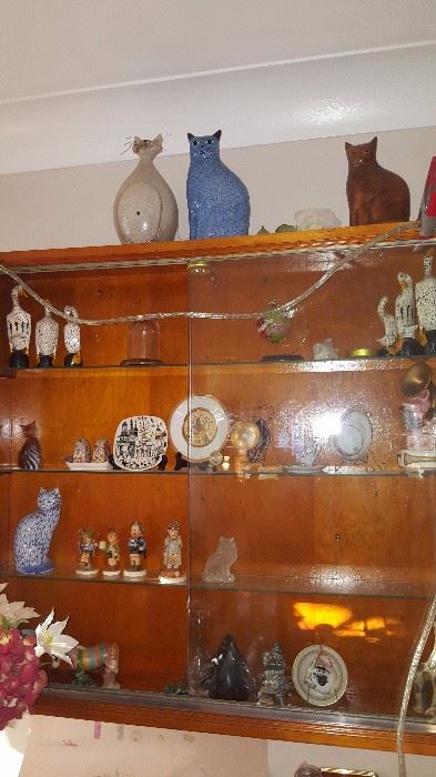 Lots of Decorative items and Wall Mount Cabinet