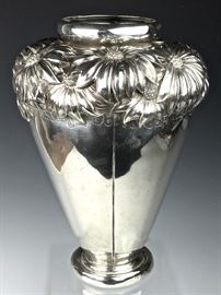 Stunning Sterling Silver Portuguese Raised Flower Vase