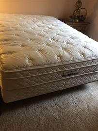 Full size sleep number i8 bed