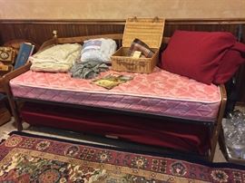 Daybed with trundle