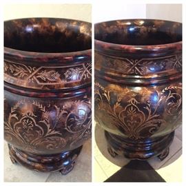 pair of beautiful urns--several pairs are available for sale