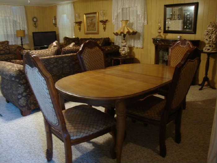 Dining Table with Leaf and Pads, 6 Chairs