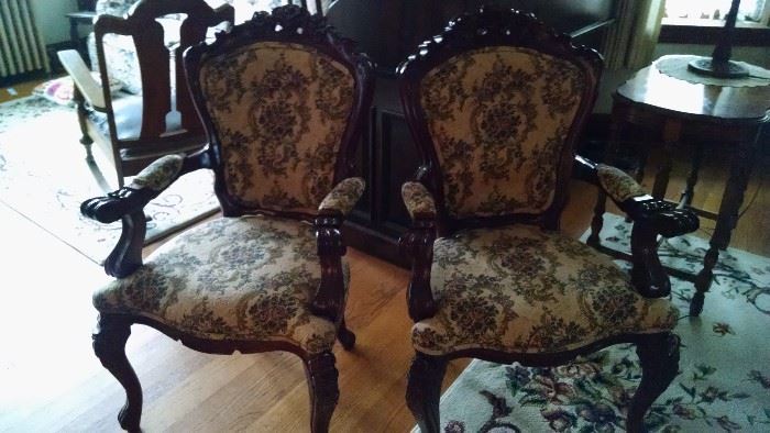 **ORNATE** BEAUTIFUL FRENCH PROVINCIAL SIDE CHAIRS (2) ...MUST SEE !!!