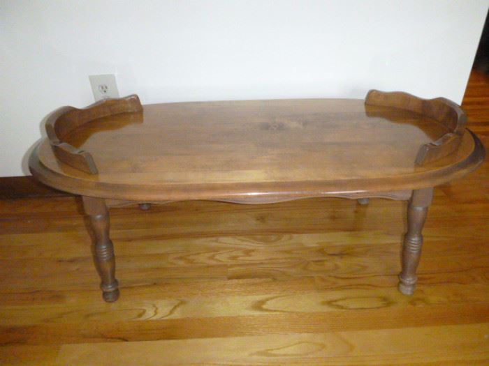 Vintage Coffee Tablehttp://www.ctonlineauctions.com/detail.asp?id=652382