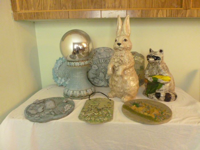  Large Garden Statues  http://www.ctonlineauctions.com/detail.asp?id=652580