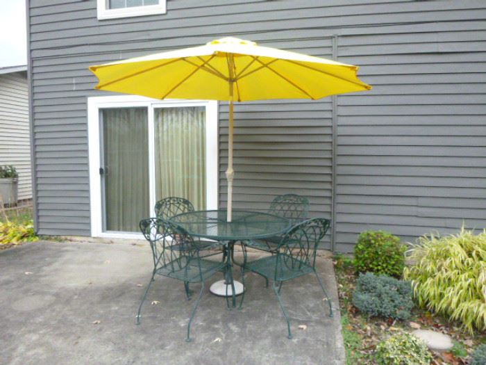  Wrought Iron Patio Set  http://www.ctonlineauctions.com/detail.asp?id=652584