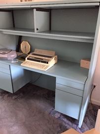 Retro desk
