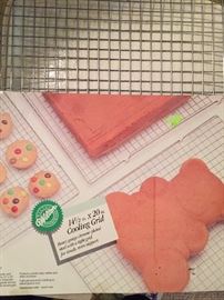 Cooling grid - just in time for your holiday baking