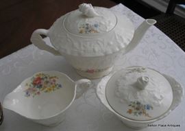 Pope Gosser USA Teapot, sugar and creamer