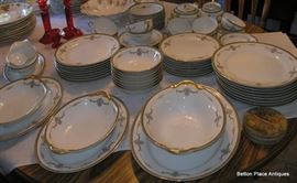 Noritake Dinner set