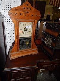 Oak gingerbread clock