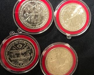 BACKS OF 1 OZ. T   SILVER CHRISTMAS ROUNDS  .999FINE