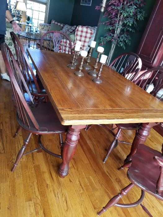 Gorgeous Dining Room Table and Chairs with just that look you see in  Country Living and other magazines.